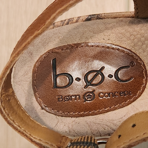 B.O.C. Born Leatger Cork Wedge Sandals 9 - Picture 11 of 12